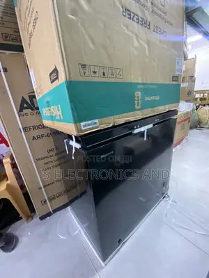 Hisense 250L Chest Freezer - Black