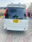 Toyota Noah SR40 2001 - 2