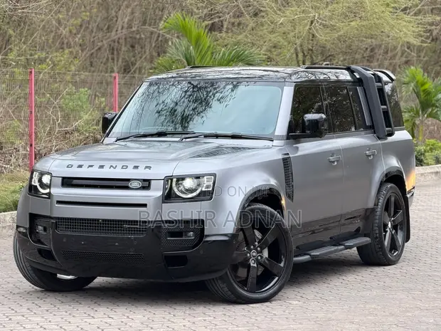 2024 Land Rover Defender 130 X Dynamic D300 - 1