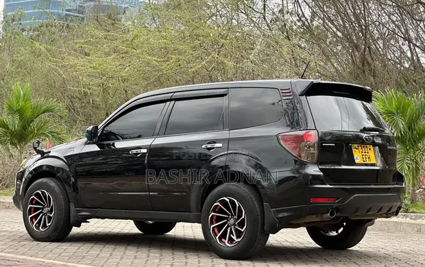 Subaru Forester 2011 Matt Black - 1