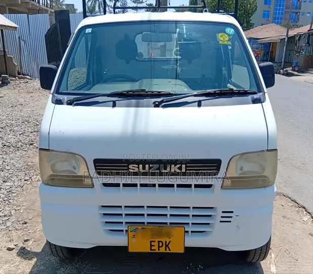Suzuki Carry Truck 2014 White - 1