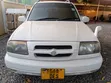 Suzuki Escudo 2003 White - 1
