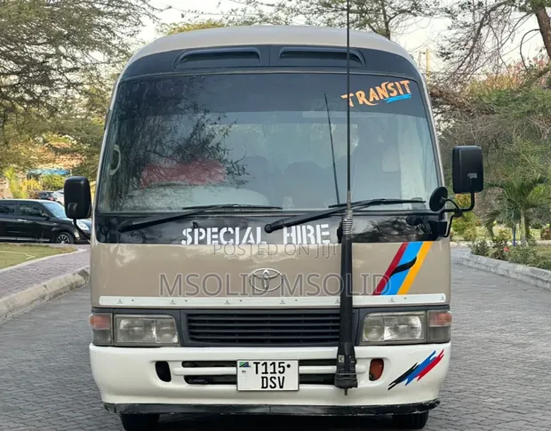 Toyota Coaster 1999 - 1