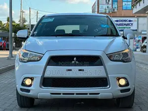 Mitsubishi RVR 2010