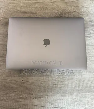 Apple MacBook Pro 2017 16GB RAM 512GB SSD