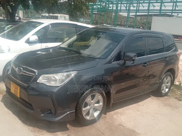 Subaru Forester 2014 Black - 1