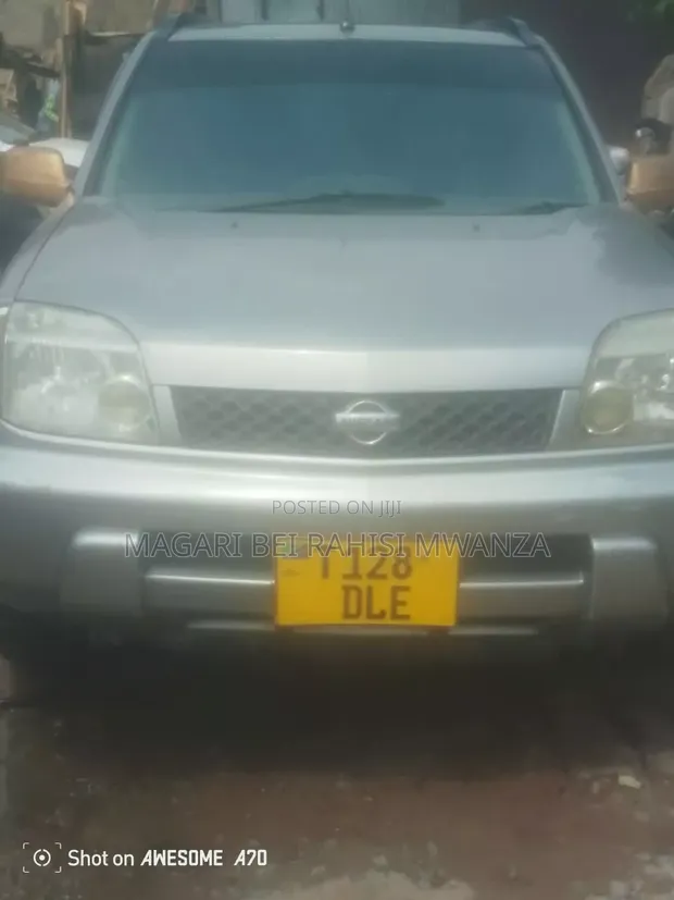 Nissan X-Trail 2008 Silver - 1