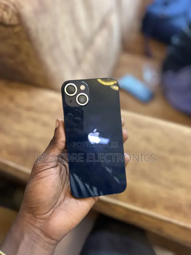 Apple iPhone 13 256GB Black - 1
