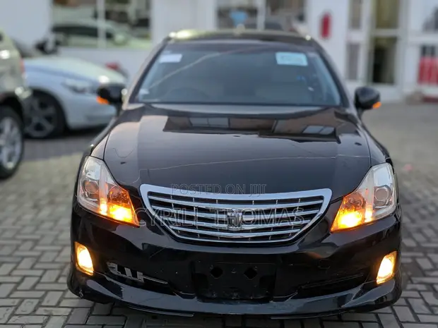 Toyota Crown 2010 Black - 1
