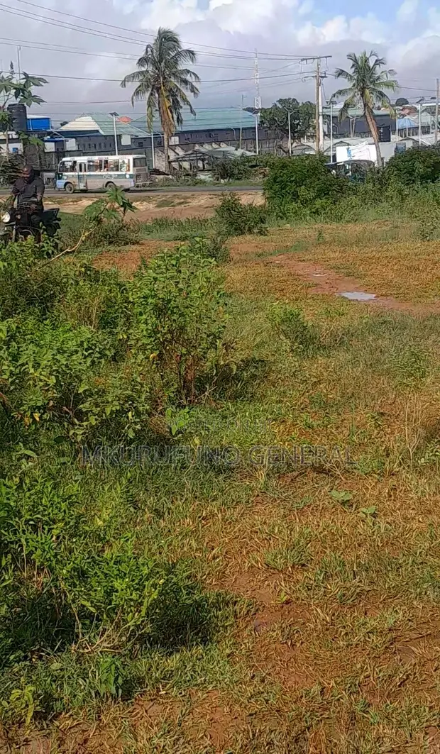 Kiwanja Kigamboni Kinauzwa - sqm 17700 - 1