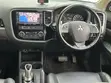 Mitsubishi Outlander PHEV 2013 White - 2