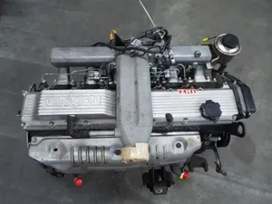 Toyota 1HZ Engine and Gearbox - Used from Dubai