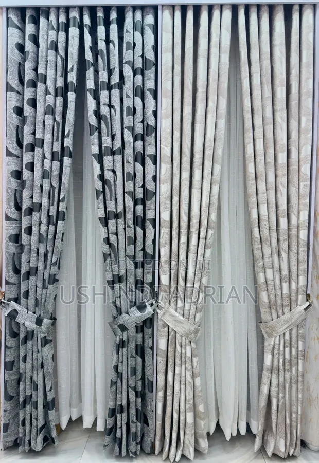 Complete Curtain Set - 3 Pieces - 1