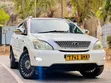 Toyota Harrier 2006 White - 2
