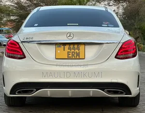 Mercedes-Benz C-Class C200 2014