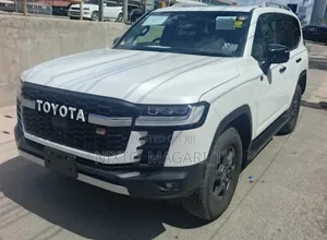 2024 Toyota Land Cruiser 300 GR Sport