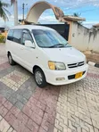 Toyota Noah SR40 2002 - 4