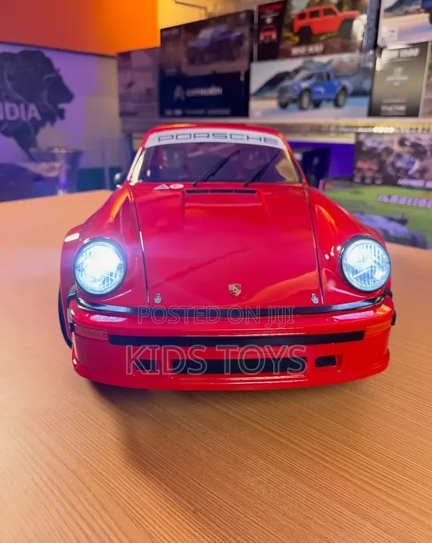 Traction Hobby & Primal RC Porsche 934 1/6 Scale - 1