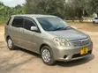 Toyota Raum 2008 Gold - 4