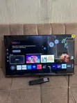 Hisense 32-Inch Smart TV - 2