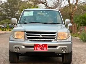 Mitsubishi Pajero GDI 2008