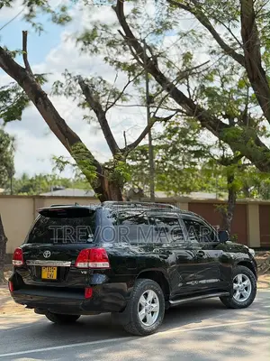Toyota Land Cruiser 200 Series 2009