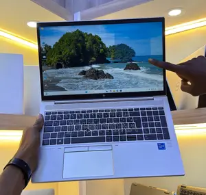 Laptop HP EliteBook 850 G8 - 16GB RAM, 256GB SSD, i5