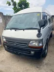 Toyota HiAce 2002 White - 1