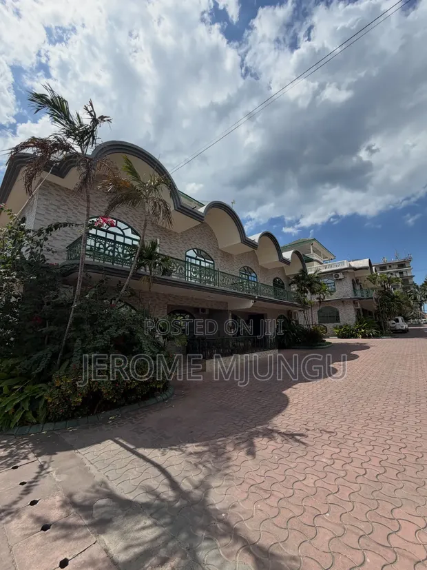 Furnished 3 Bedroom En-suite Villa in Masaki for Rent - 1