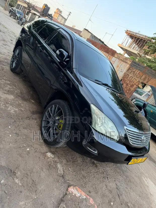 Toyota Harrier 2.4 4WD 2011 Nyeusi - 1