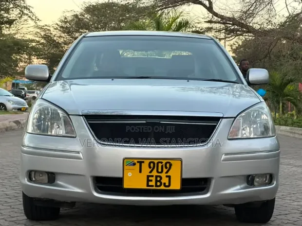 Toyota Premio 2006 Silver - 1