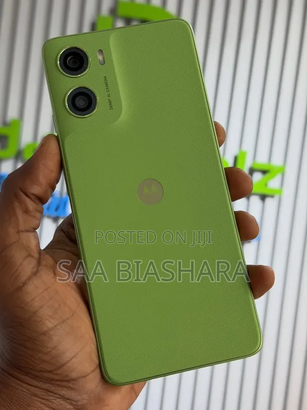 New Motorola Moto G06 Power 256GB Green - 1