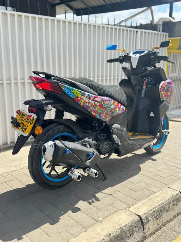 Honda Vario 160 2022 Black - 1