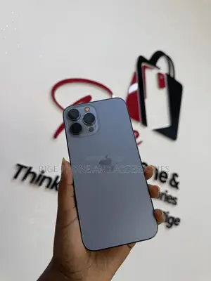 Apple iPhone 13 Pro Max 256GB Blue (Used)