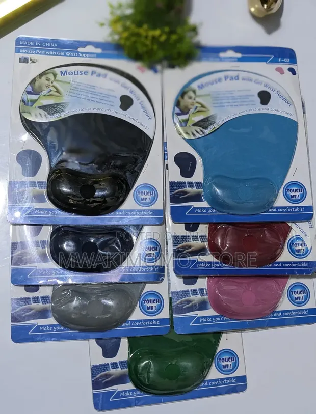 Ergonomic Mouse Pad with Gel Wrist Support - 1