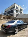 Mercedes-Benz E200 2017 Nyeusi - 4