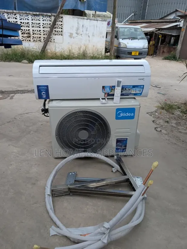 Midea 18000 BTU Air Conditioner Isiyo na Inverter - 1