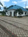 Nyumba ya Vyumba 6 Mikocheni Inauzwa - 1