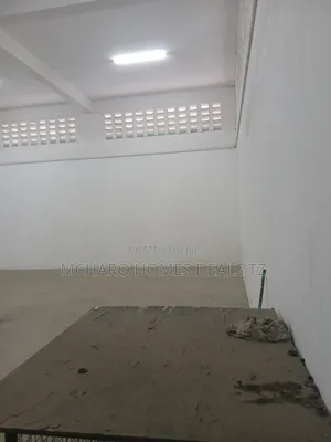 Commercial Warehouse & Executive Offices for Rent in Chang'ombe