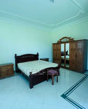 Furnished 4-Bedroom Villa for Rent in Oyster Bay
