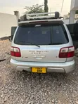 Subaru Forester 2001 Nyeupe - 2