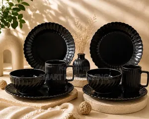 Midnight Black Dinnerware Set - 18 Pieces