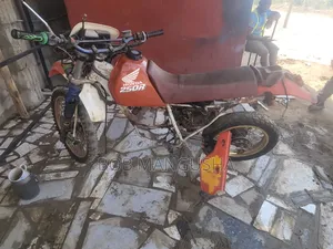 Honda XL 125 1994 Nyekundu