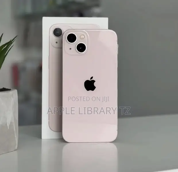 New Apple iPhone 13 256GB Pink - 1