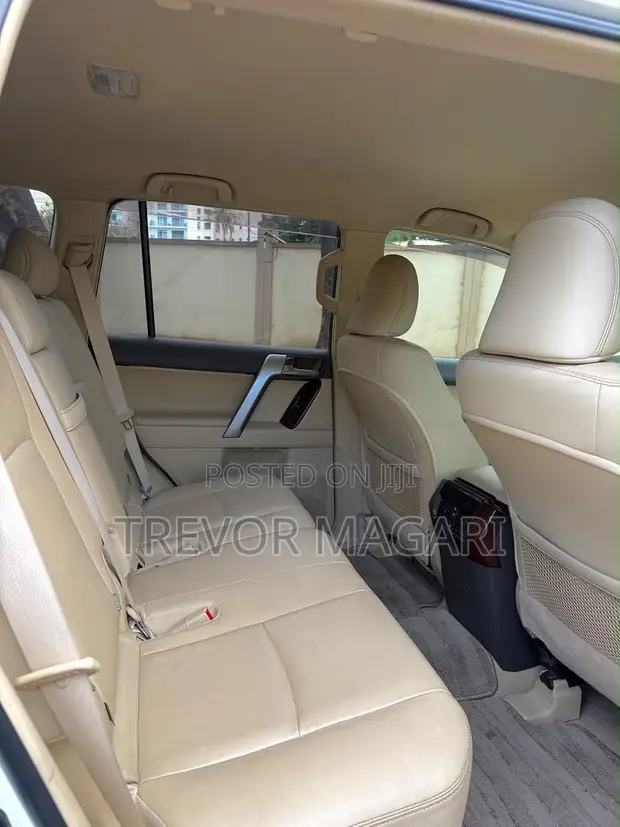 Toyota Land Cruiser Prado 2016 Nyeupe - 1