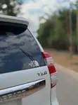 Toyota Land Cruiser Prado 2016 Nyeupe - 2