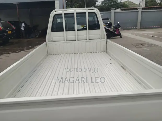 Toyota Townace Mini Truck - Imetumika - 1