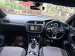Volkswagen Tiguan 2017 Black - 3