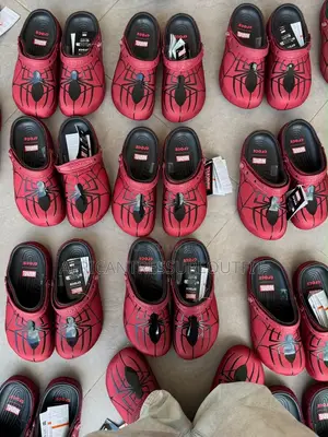 Crocs Spider-Man Neo Classic Clogs