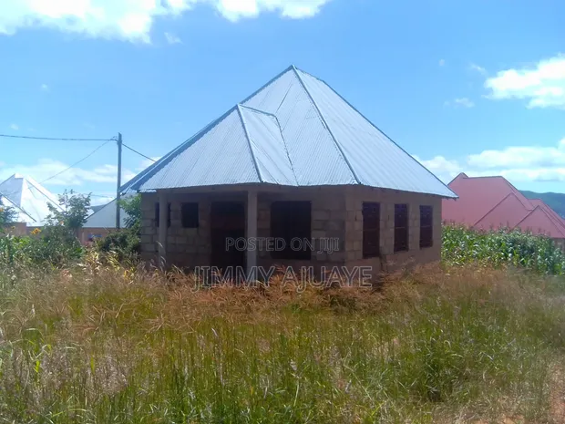 4 Bedroom House for Sale in Kwakilosa, Iringa - 1